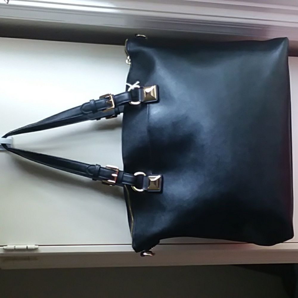 Michael Kors Black Large Leather Shoulder Bag ❤Very Good Condition - Picture 4 of 13